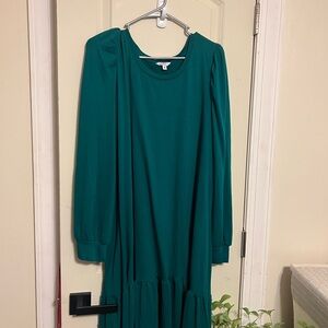 Crown & Ivy green dress